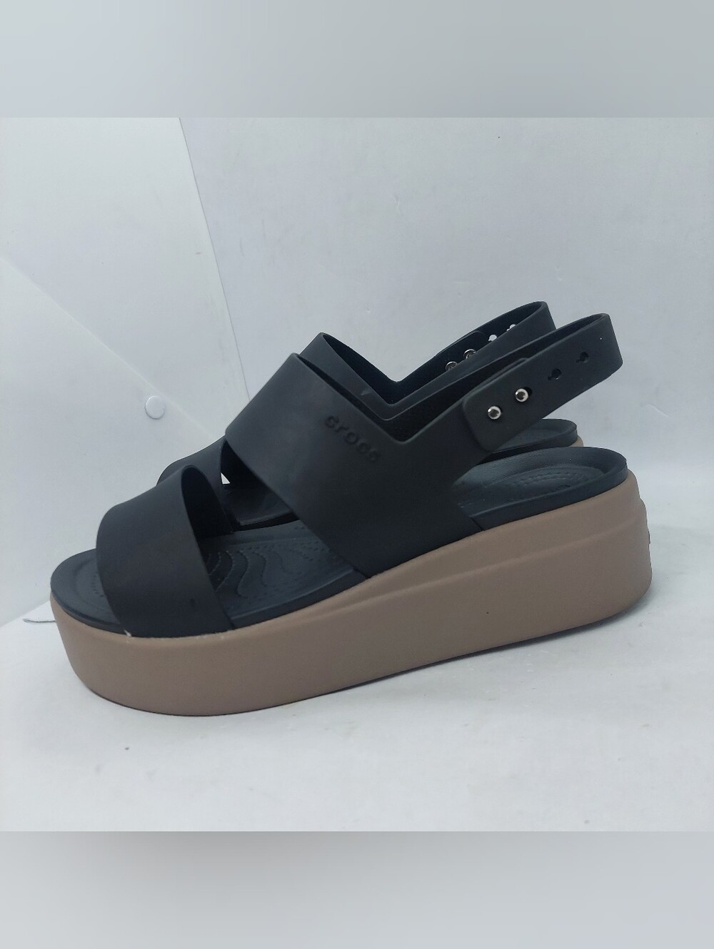 Crocs Brooklyn Low Wedge Platform Sandals Women Size 7 Black Cashew Slingback